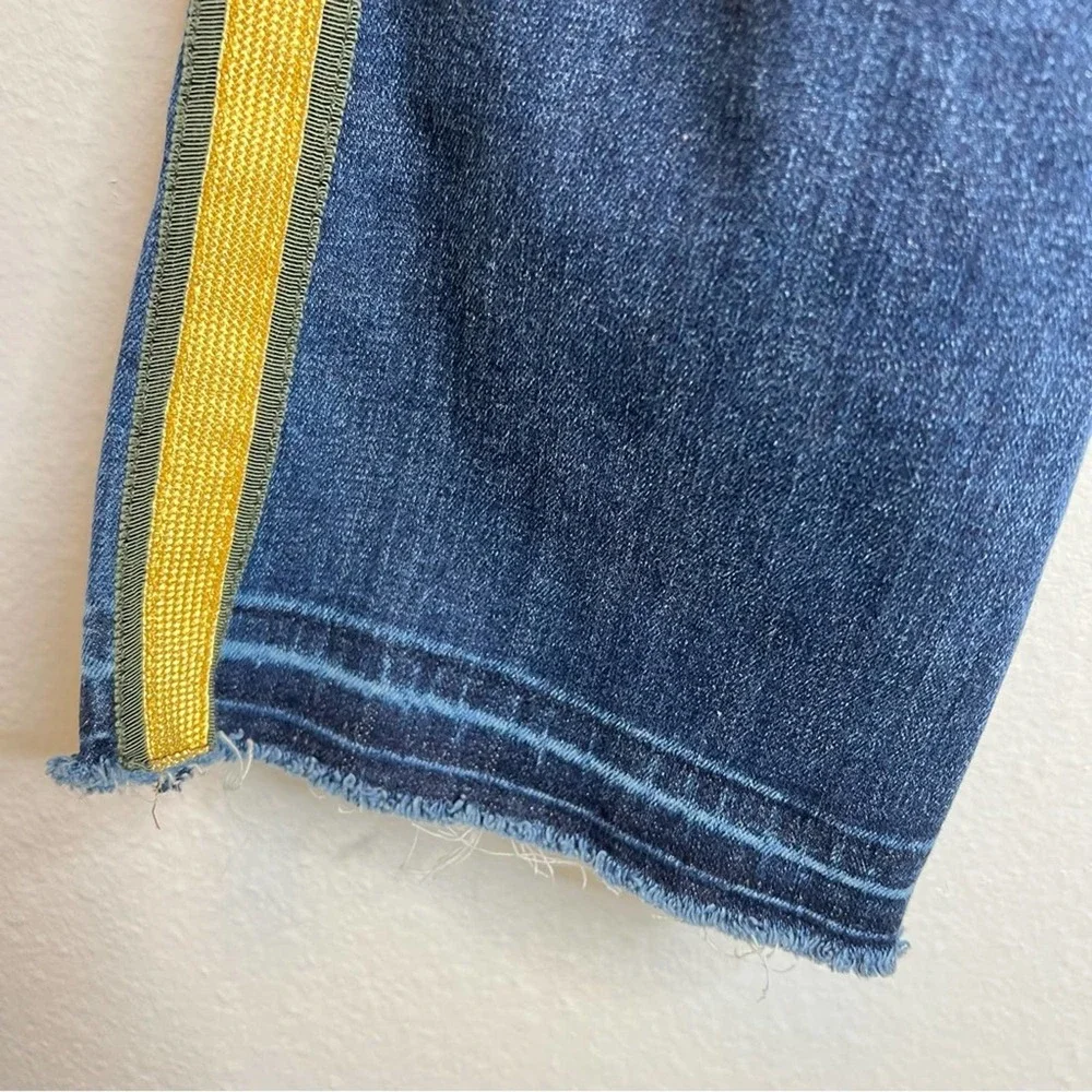 Veronica Beard Carolyn Baby Bootcut Jeans High Rise - Picture 5 of 8